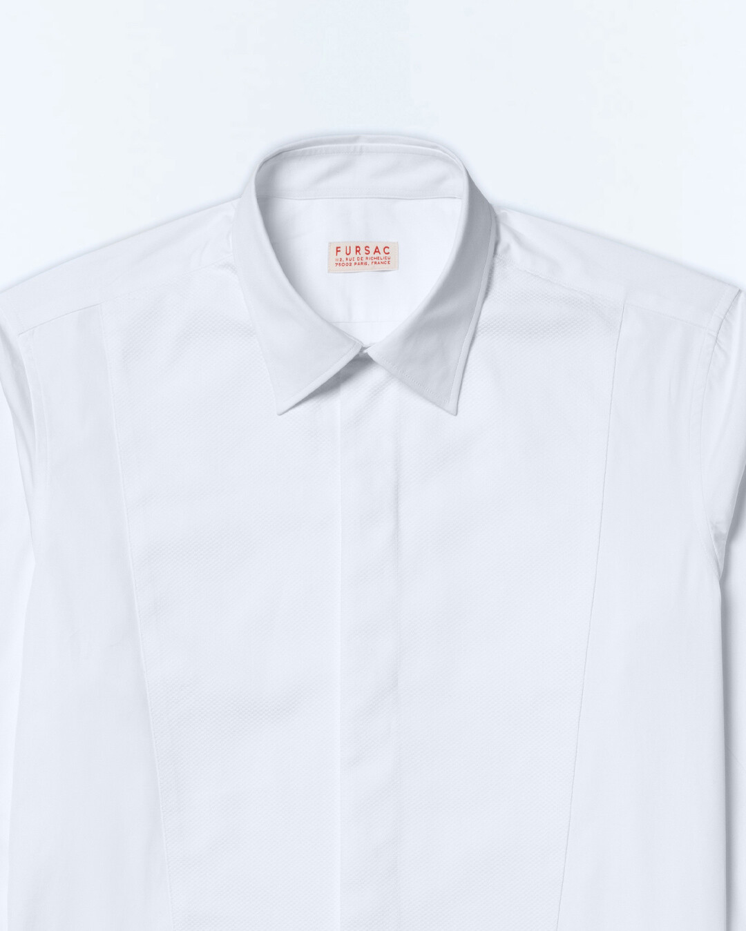 Wing collar