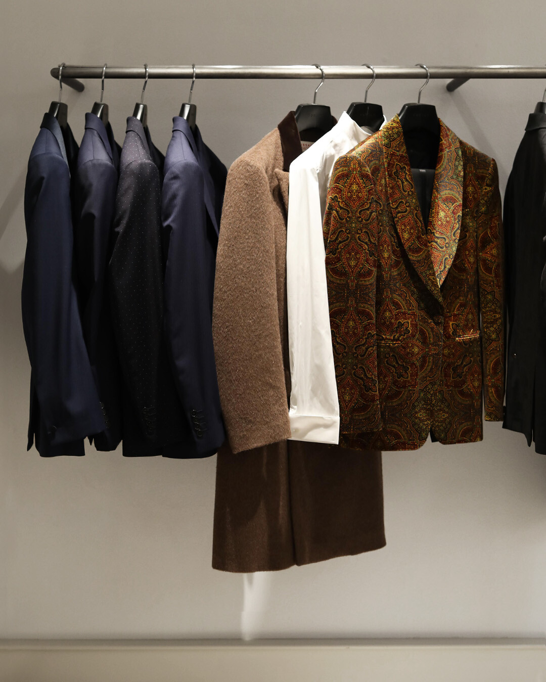 A Bit of organization - Mens suits and clothes De Fursac