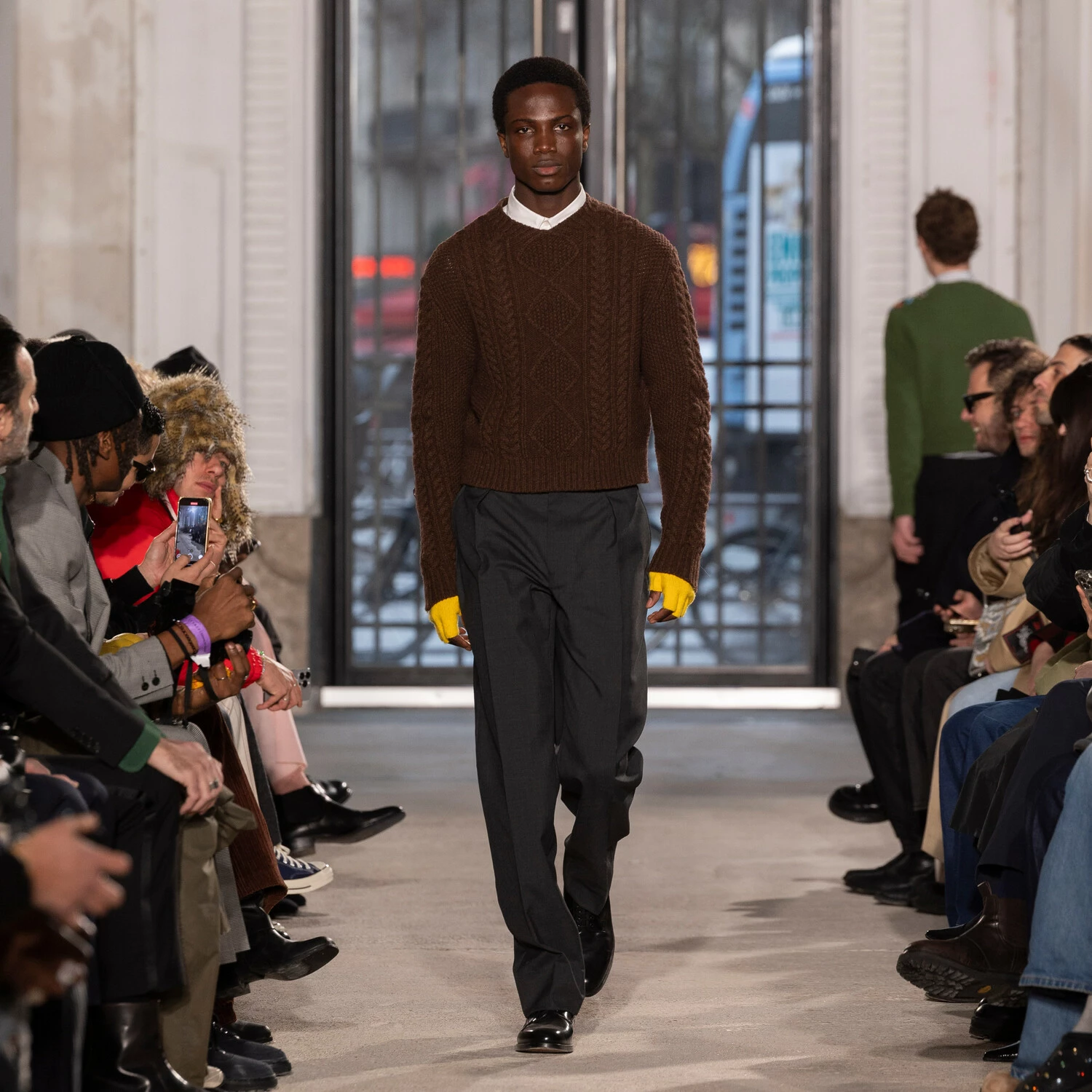 Défilé automne-hiver 2025 à Paris - Costume homme et vêtements Fursac