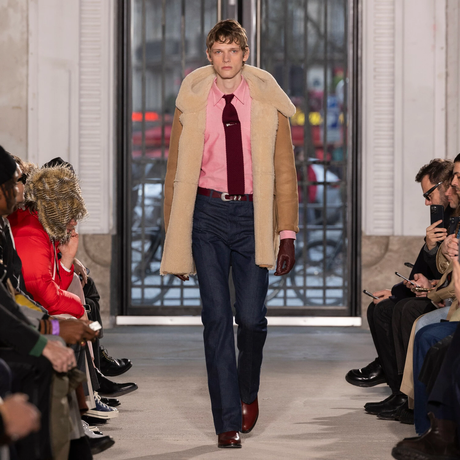 Défilé automne-hiver 2025 à Paris - Costume homme et vêtements Fursac