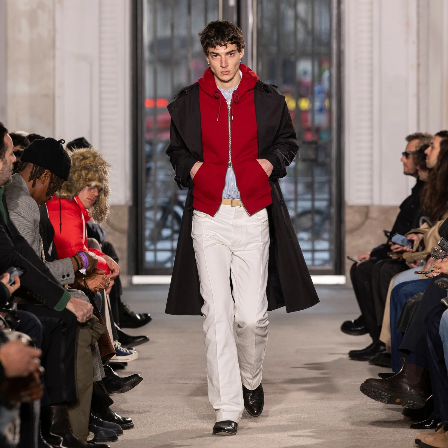 Défilé automne-hiver 2025 à Paris - Costume homme et vêtements Fursac