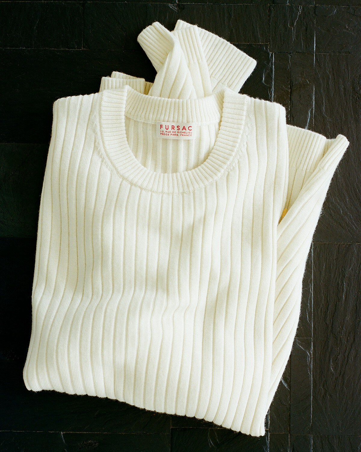 Caring for knitwear - Mens suits and clothes De Fursac