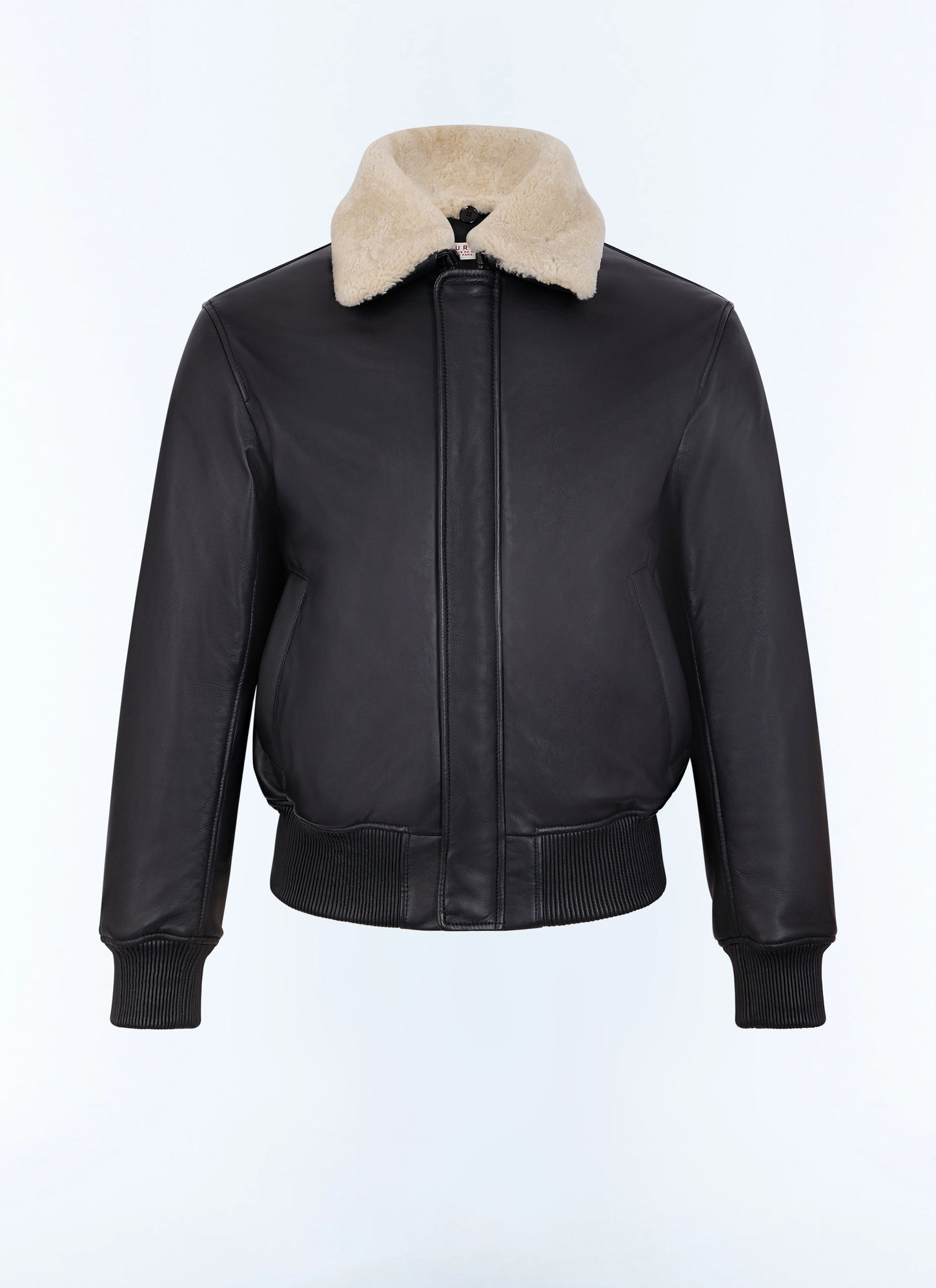 Blouson en cuir noir homme matière principale: 100% cuir d'agneaucol amovible: 100% cuir d'agneaudoublure col: 100% polyesterdoublure corps: 100% polyesterdoublure manches: 100% polyesterdoublure poches: 100% cotonbord-côte: 100% cuir d'agneau Fursac - M3LUIR-GL01-B020