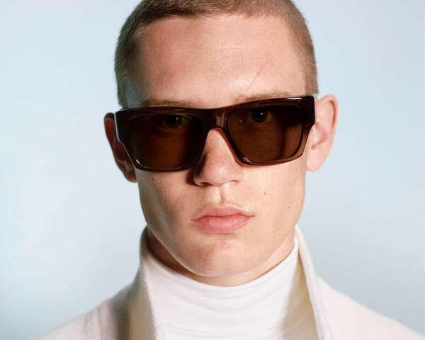 Choose the right pair of glasses - Mens suits and clothes De Fursac
