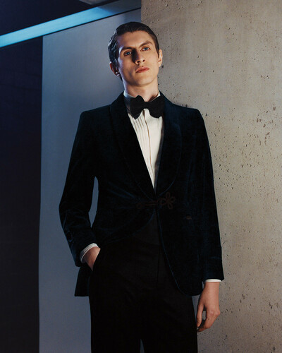 Fall-winter 23/24 campaign - Mens suits and clothes De Fursac