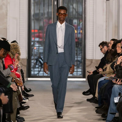 Défilé automne-hiver 2025 à Paris - Costume homme et vêtements Fursac