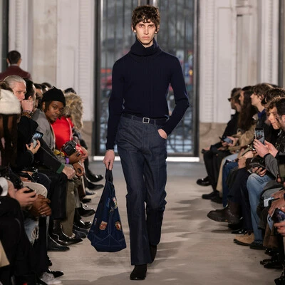 Défilé automne-hiver 2025 à Paris - Costume homme et vêtements Fursac