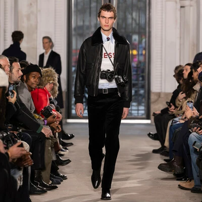 Défilé automne-hiver 2025 à Paris - Costume homme et vêtements Fursac