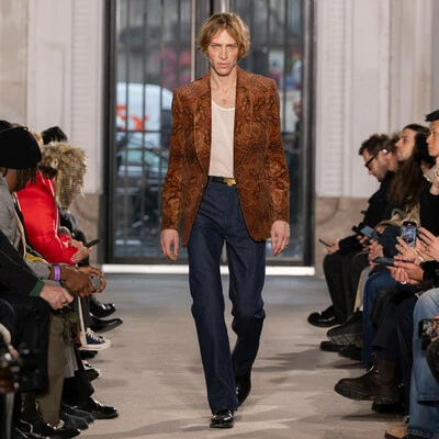 Défilé automne-hiver 2025 à Paris - Costume homme et vêtements Fursac