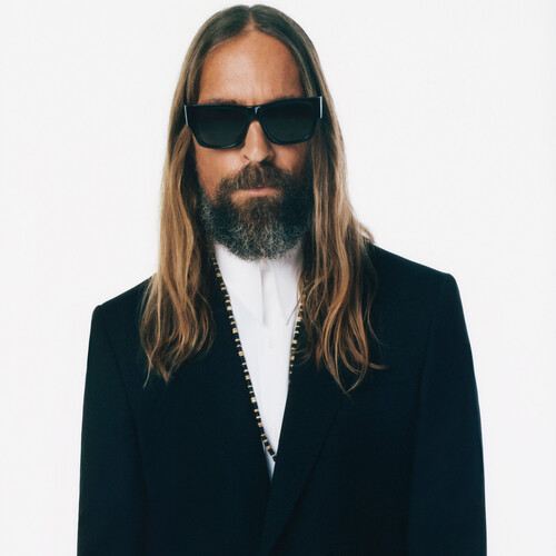 Suits : Extra 10% off - 