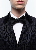 Double-breasted velvet tuxedo jacket - V3ELBA-EC25-B020
