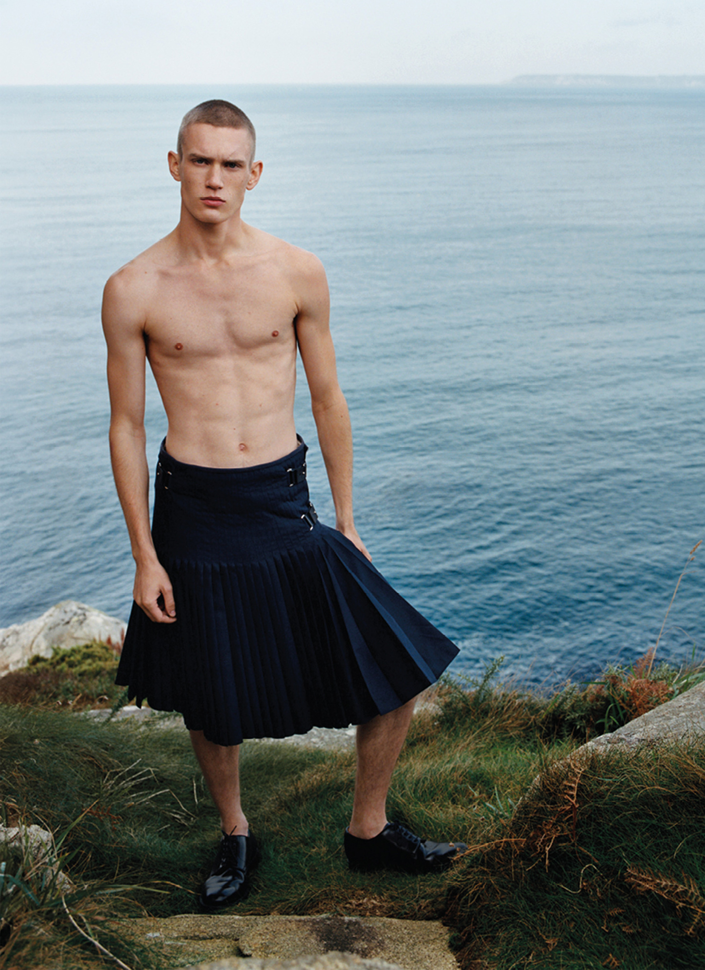 Kilt homme bleu marine fresco de laine vierge et mohair Fursac - P3DILT-DC19-D030