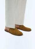 Suede mules - LMULES-FC22-A011