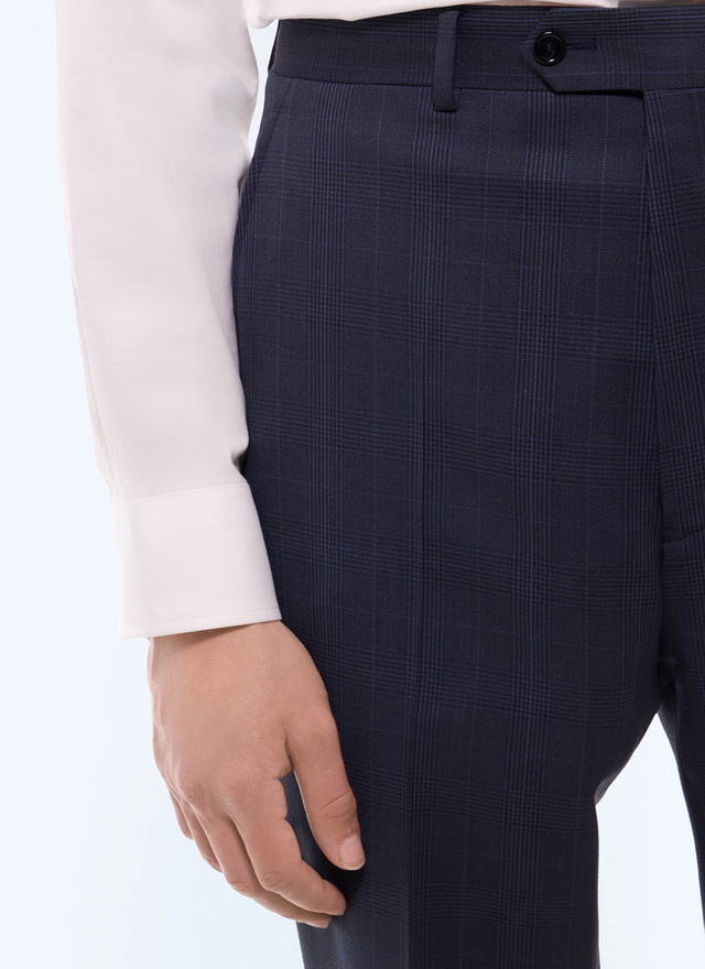 Pantalon homme tissu principal: 100% laine viergedoublure ceinture: 65% polyester, 35% cotondoublure jambes: 100% polyesterdoublure poches: 65% polyester, 35% coton Fursac - P3LOXA-LC08-D030