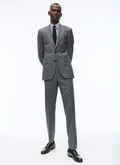 End-on-end virgin wool fitted suit - C3AVRA-CC50-B028