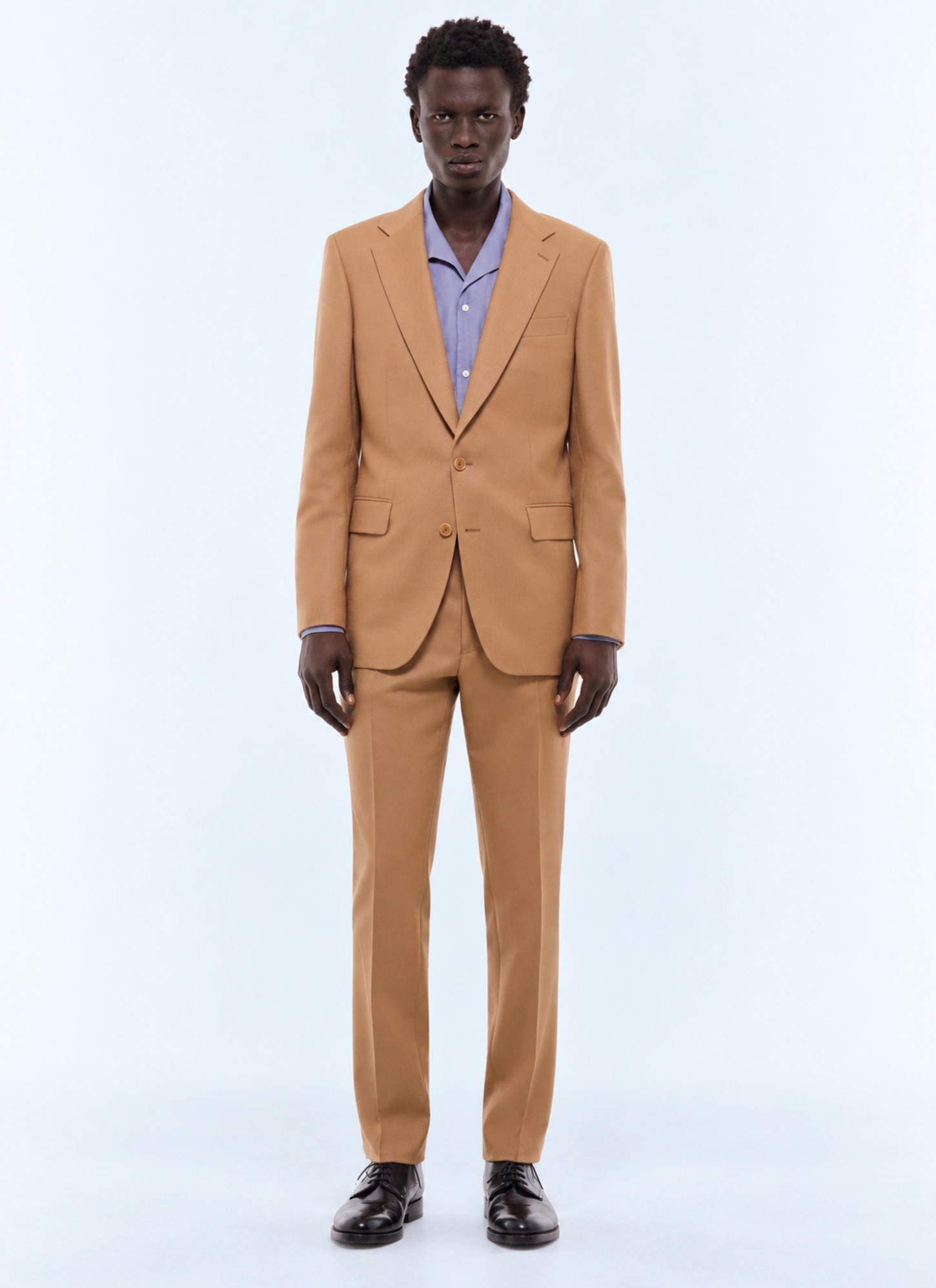 Men's suit camel main fabric: 100% virgin woolunder collar: 80% polyester, 20% viscosebody lining: 100% viscosesleeve lining: 57% viscose, 41% acetate, 2% cupro Fursac - C3JEXU-LC14-A011