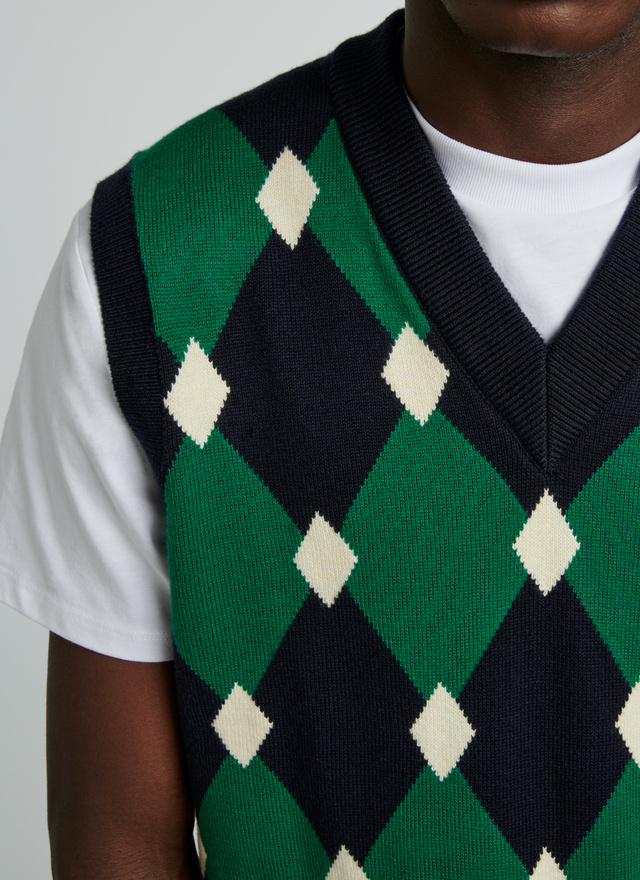 v neck argyle