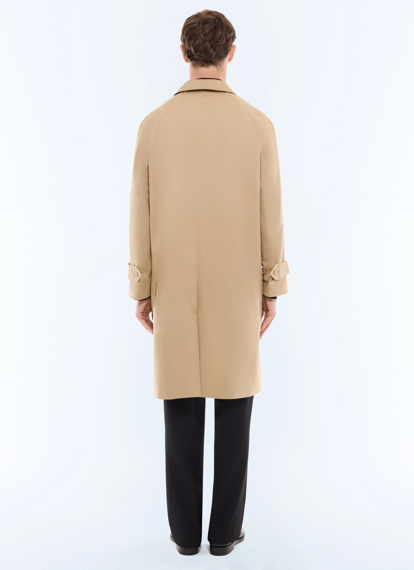 Men's main fabric: 66% cotton, 34% polyesterupper lining: 100% polyesterlower lining: 80% wool, 20% polyamide trench coat Fursac - M3LERY-LM15-A008