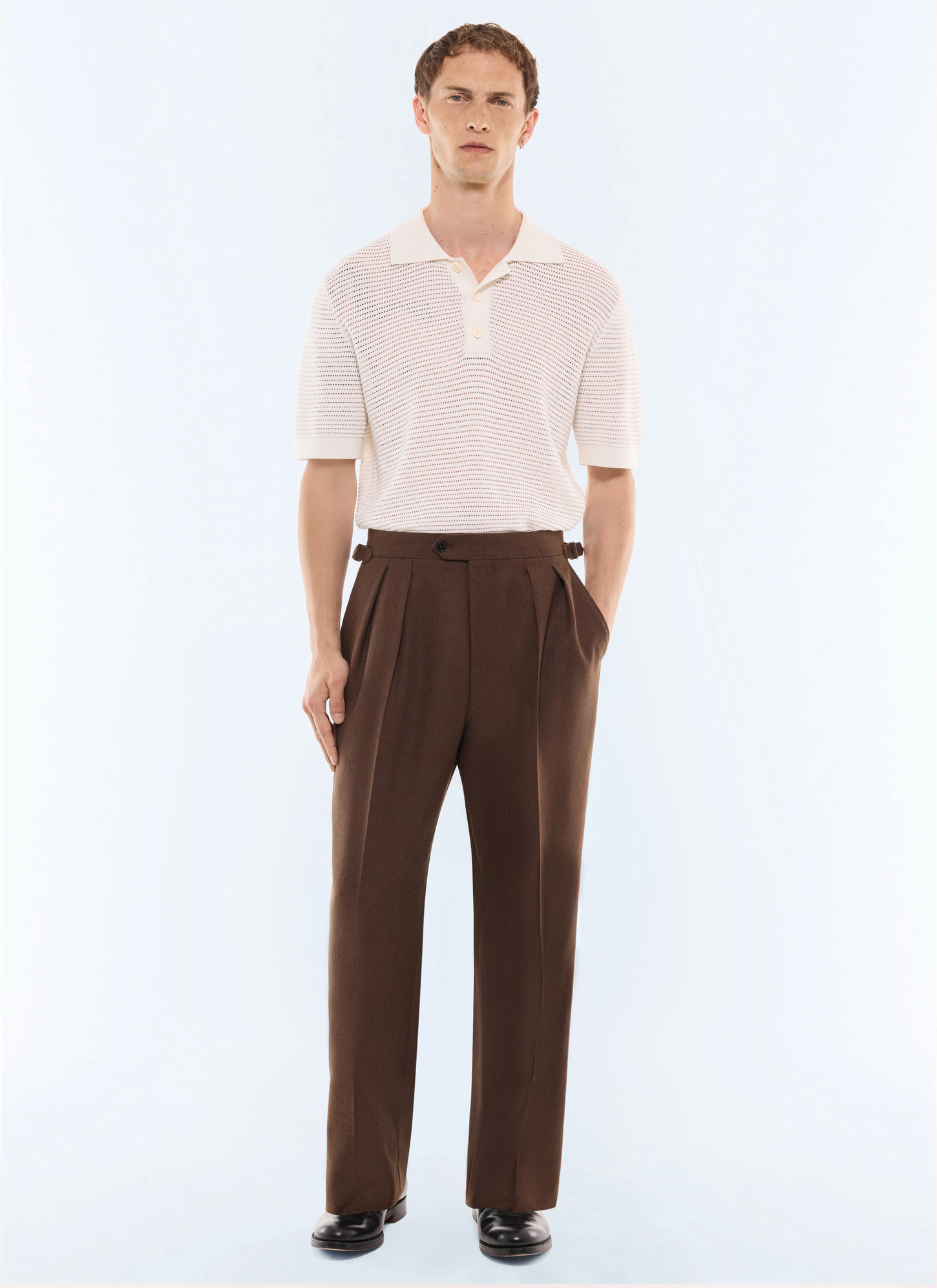 Men's trousers brown main fabric: 100% virgin woolwaistband lining: 58% cotton, 42% polyesterleg lining: 100% polyesterpocket lining: 58% cotton, 42% polyester Fursac - P3GARG-LC17-G018