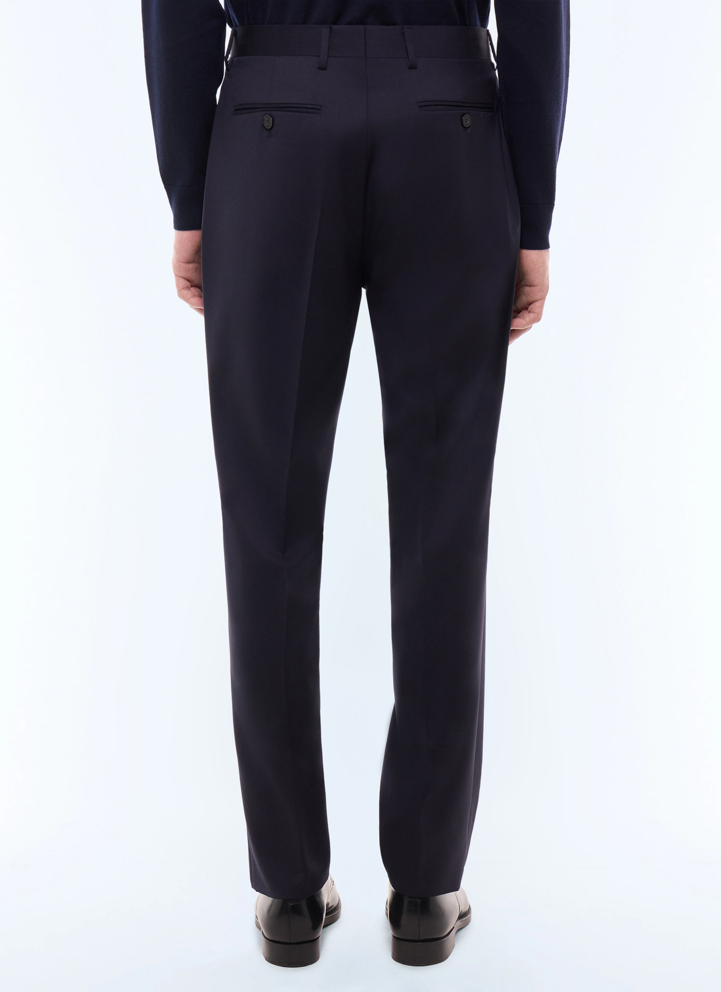 Men's main fabric: 100% virgin woolwaistband lining: 58% polyester, 42% cottonleg lining: 100% polyesterpocket lining: 58% polyester, 42% cotton trousers Fursac - P3LOXA-AC80-31
