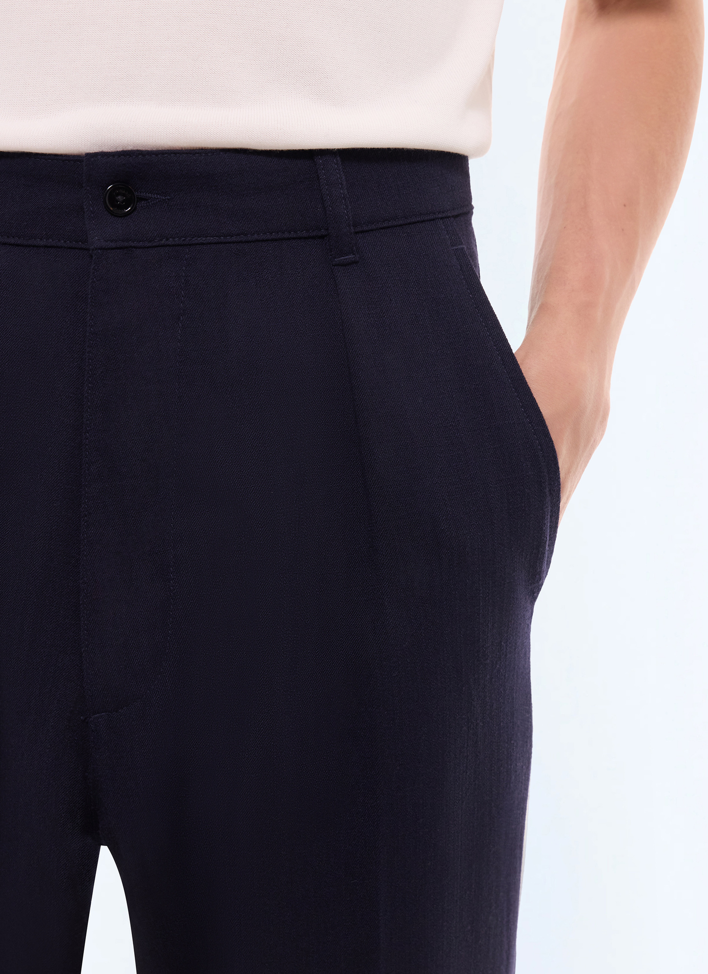 Men's main fabric: 88% virgin wool, 12% polyamidelining: 90% polyester, 10% cotton trousers Fursac - P3LOGR-LX01-D030