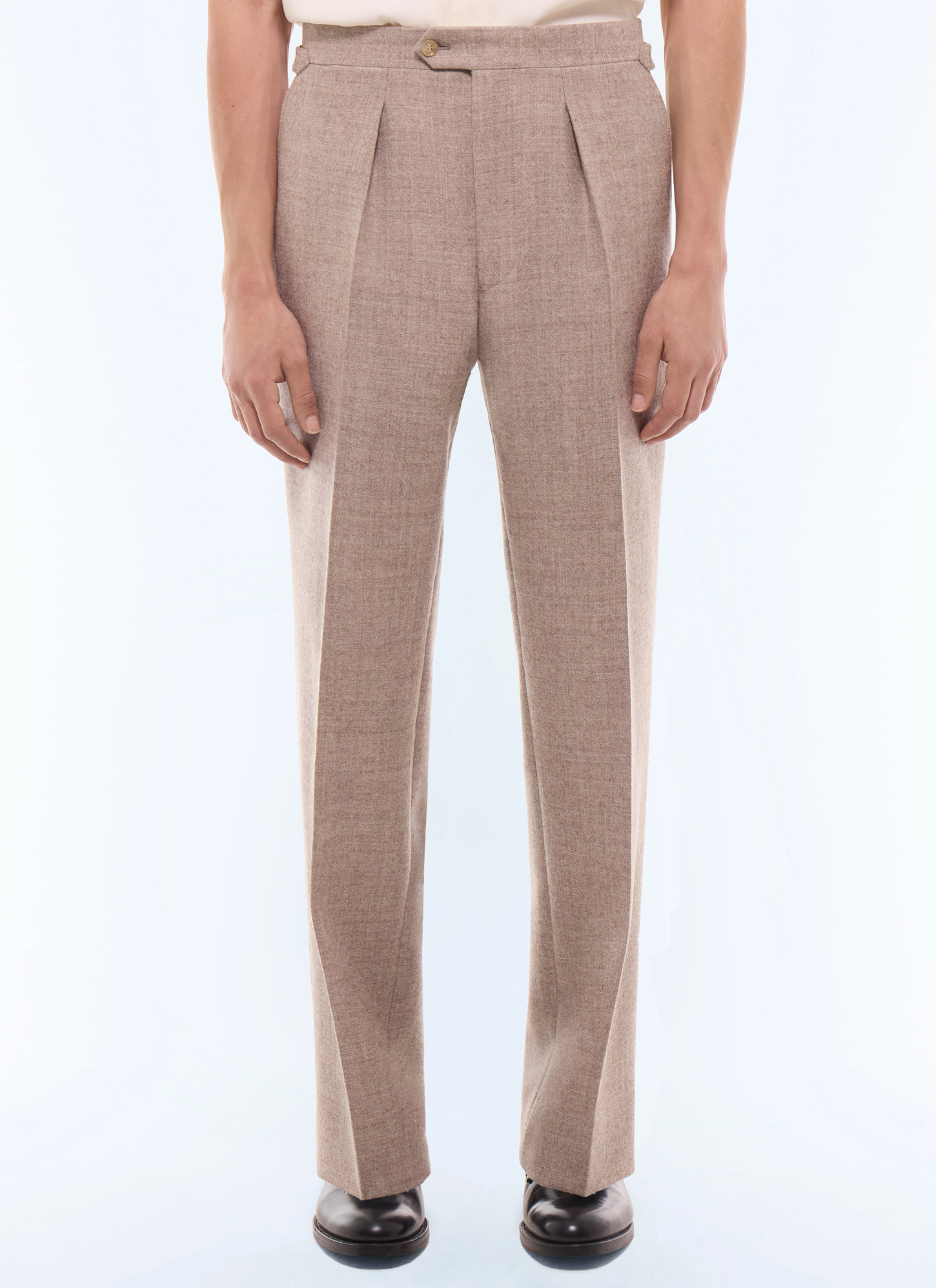 Men's white, ecru main fabric: 100% virgin woolwaistband lining: 58% polyester, 42% cottonleg lining: 100% polyesterpocket lining: 58% polyester, 42% cotton trousers Fursac - P3GOHA-LC10-A006