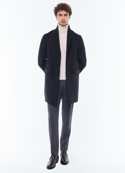 Coat in wool and cashmere